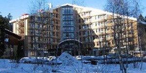 Flora Apartments, Borovets, Bulgaria - car park