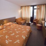 samokov Hotel, Borovets, Bulgaria - bedroomoom